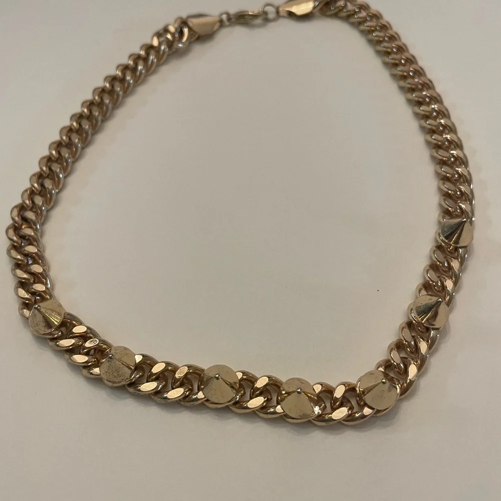 Elegant Gold Spike Chain Necklace